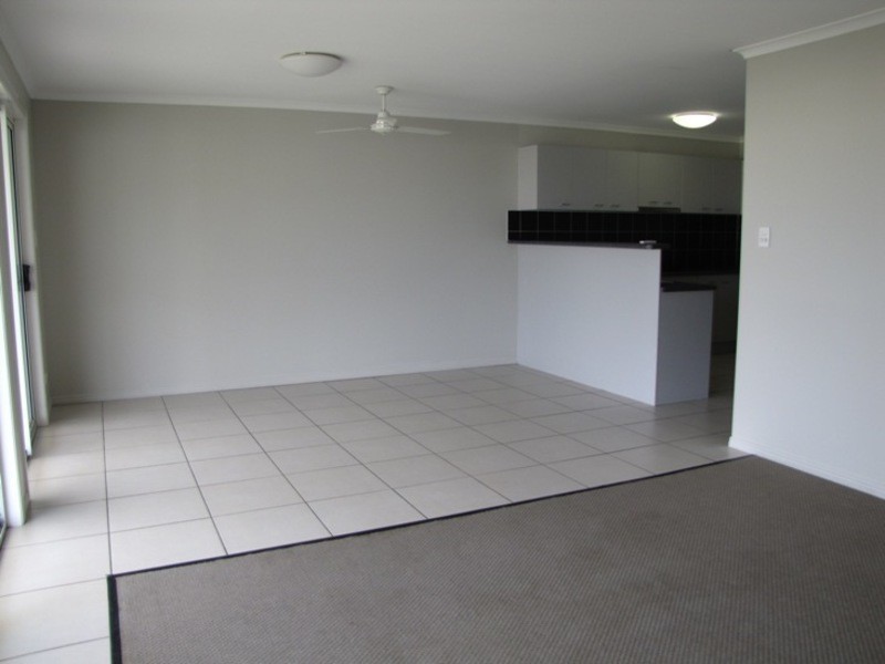 2/14 Hannah Street, Calliope QLD 4680