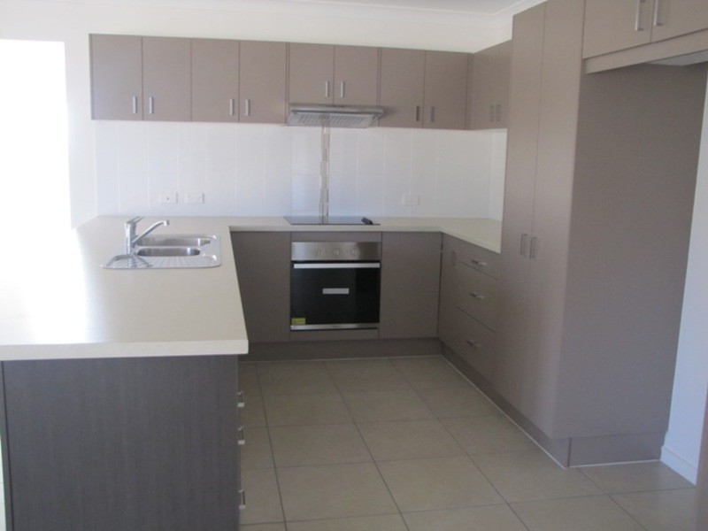 10 Lacey Close, Calliope QLD 4680