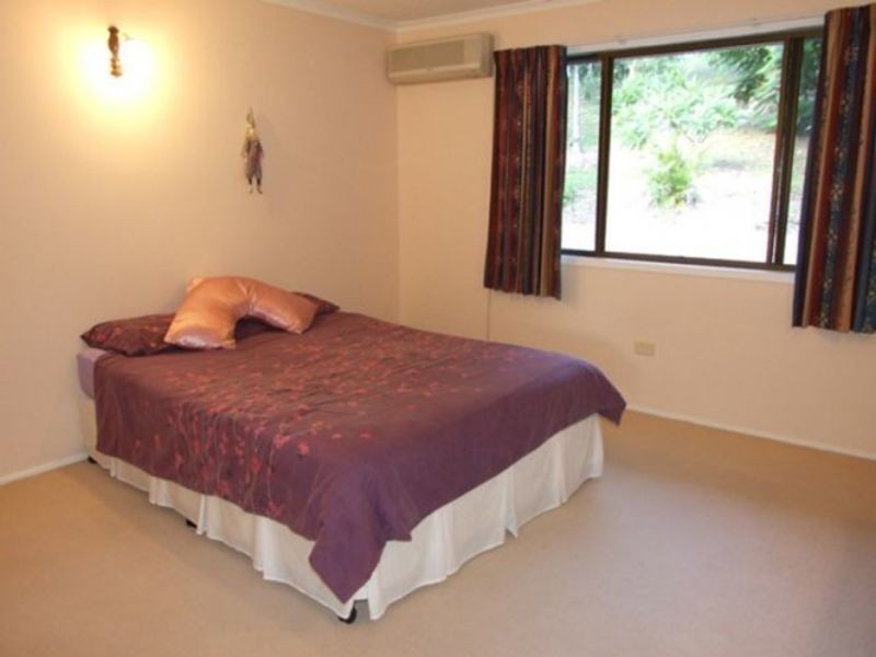 49 Helen Crescent, Wurdong Heights QLD 4680