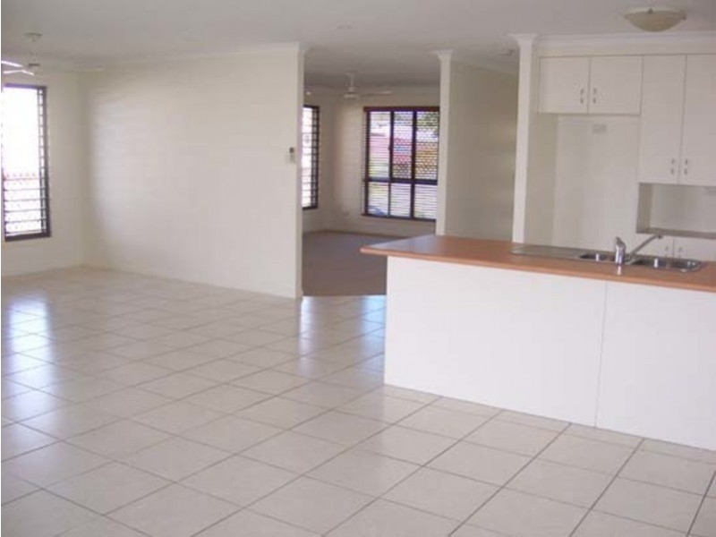 33 Central Avenue, Calliope QLD 4680