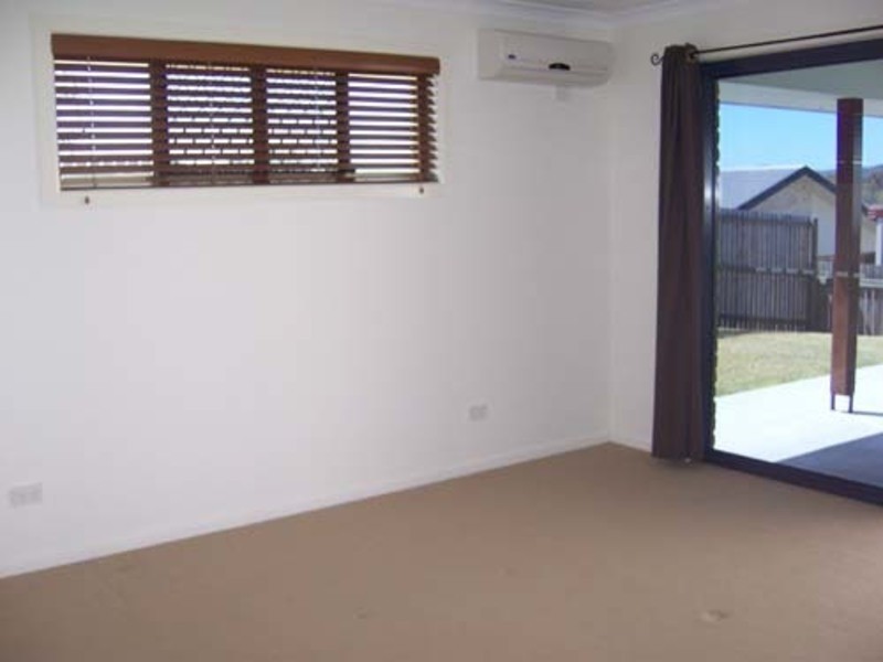 33 Central Avenue, Calliope QLD 4680