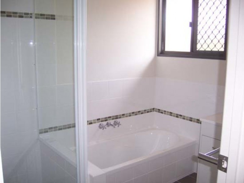 42 North Ridge Drive, Calliope QLD 4680