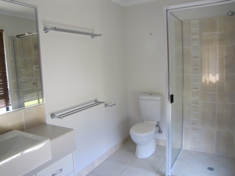 10 Sunpoint Way, Calliope QLD 4680