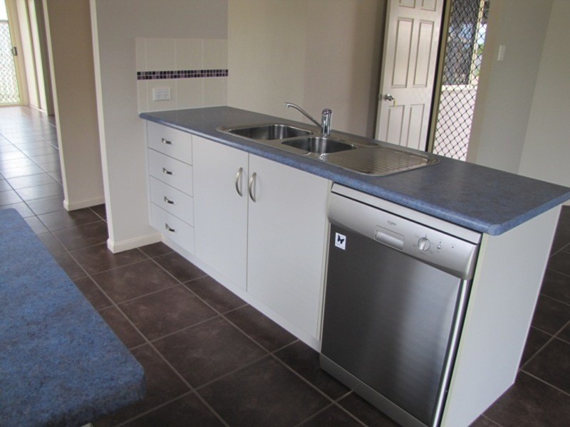 13 Sun Court, Calliope QLD 4680