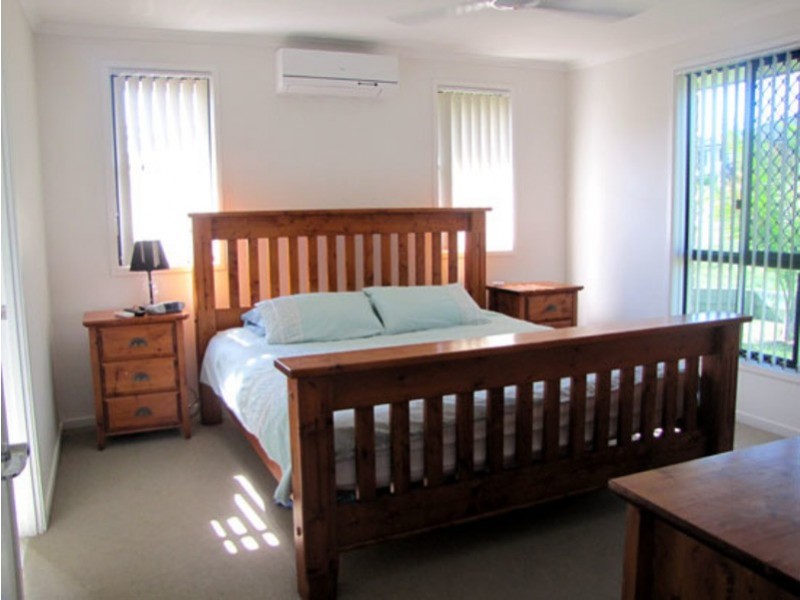 8 Hawkesbury Rd, Calliope QLD 4680