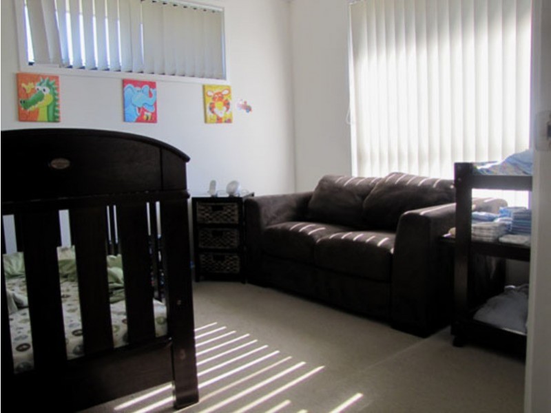 8 Hawkesbury Rd, Calliope QLD 4680