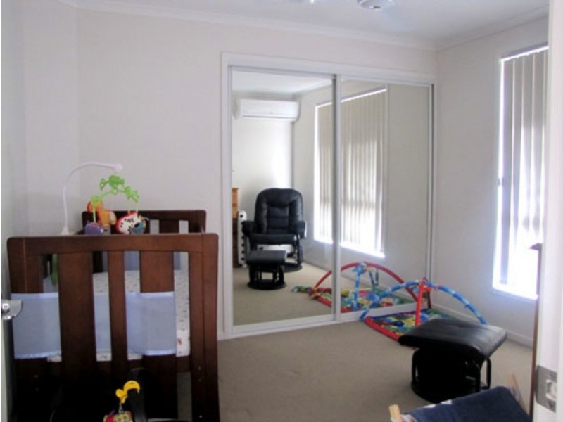 8 Hawkesbury Rd, Calliope QLD 4680