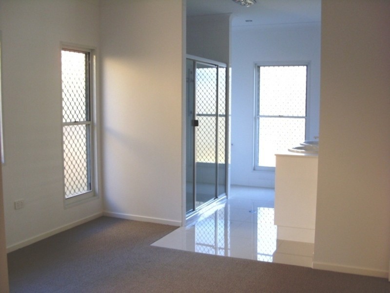 29 Bauhinia Street, Boyne Island QLD 4680