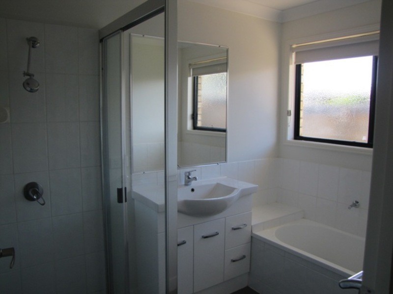 28 Hawksbury Road, Calliope QLD 4680