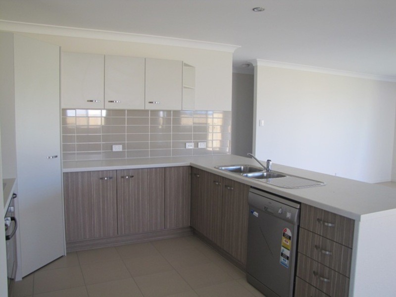 30 Oxford Street, Calliope QLD 4680