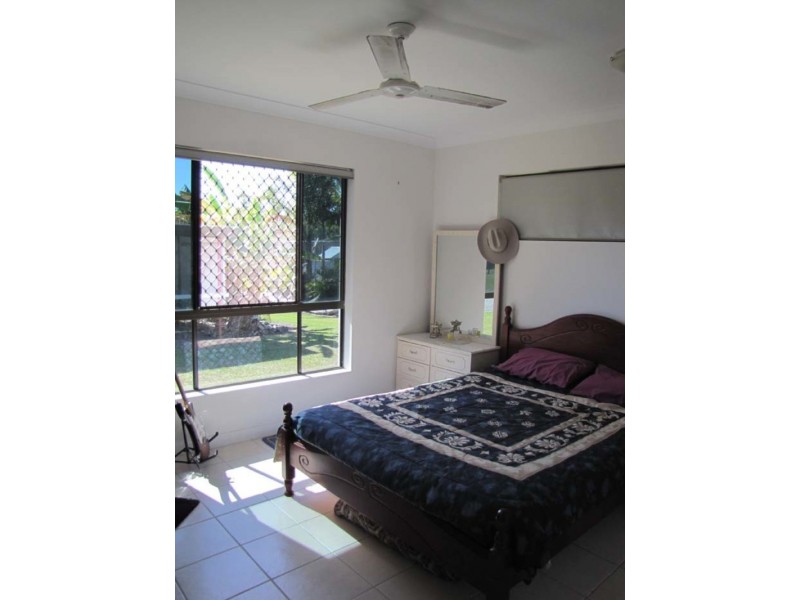 48097 Bruce Highway, Tannum Sands QLD 4680