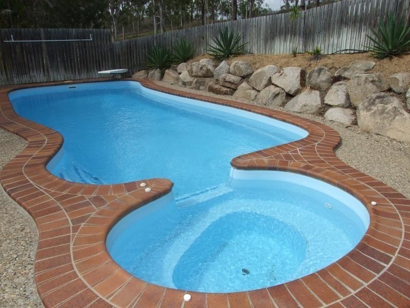 11 Clayton Road, Wurdong Heights QLD 4680