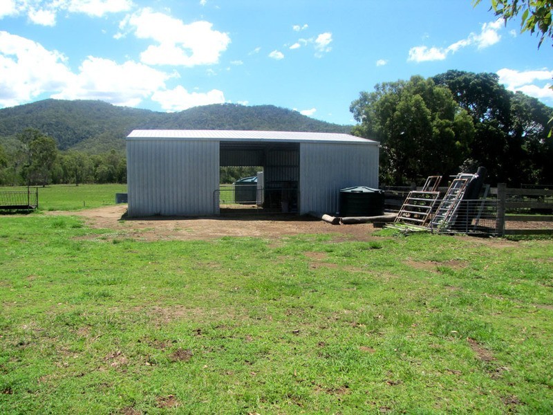 00 Bruce Highway, Bororen QLD 4678