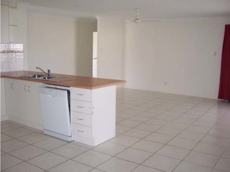 33 Central Avenue, Calliope QLD 4680