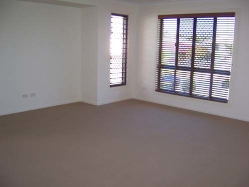 33 Central Avenue, Calliope QLD 4680