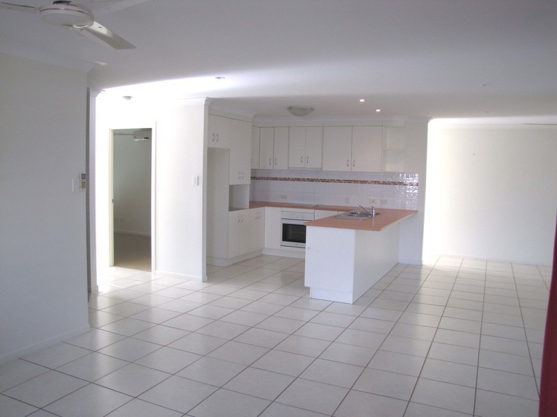 33 Central Avenue, Calliope QLD 4680