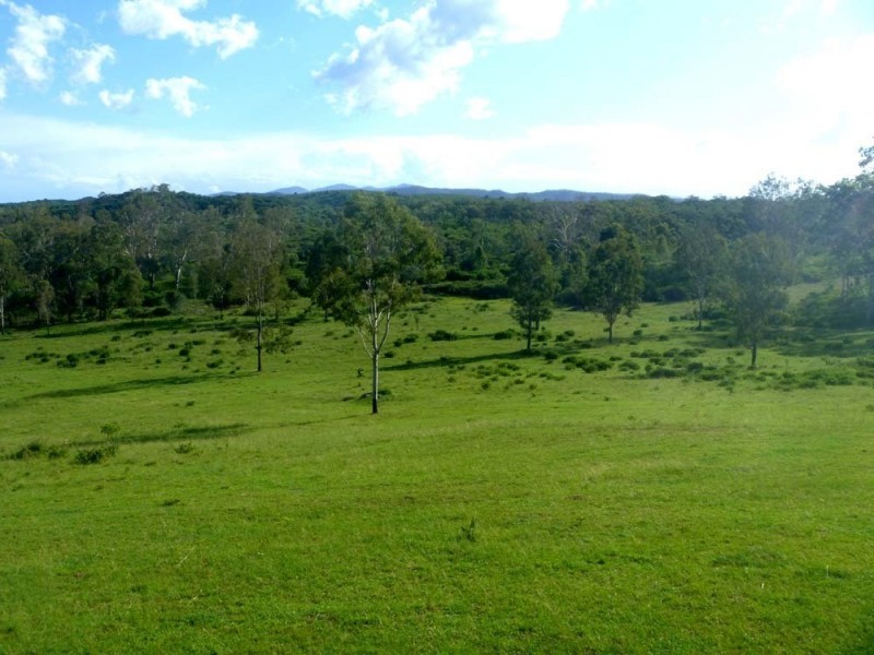 627 Gentle Annie Rd, Ambrose QLD 4695