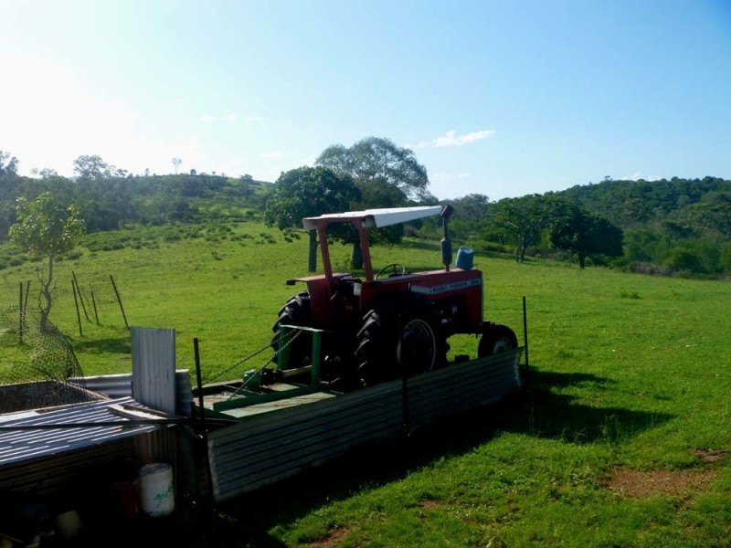 627 Gentle Annie Rd, Ambrose QLD 4695