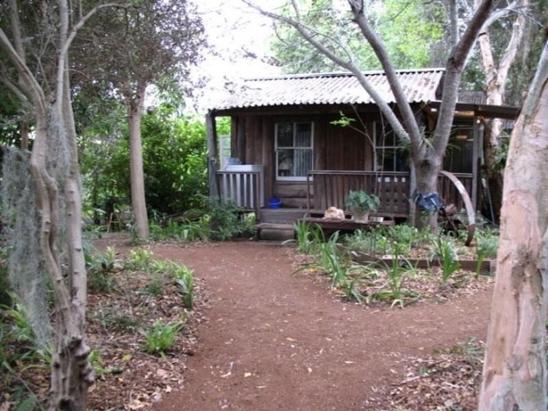 9 Lindley Road, Nagoorin QLD 4680