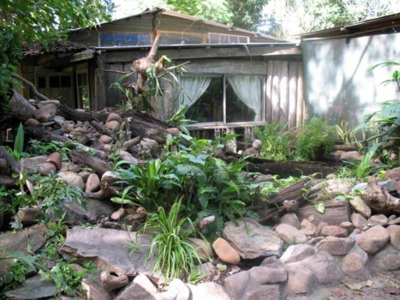 9 Lindley Road, Nagoorin QLD 4680