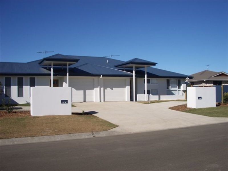2/3  Stockbridge Crt, Calliope QLD 4680