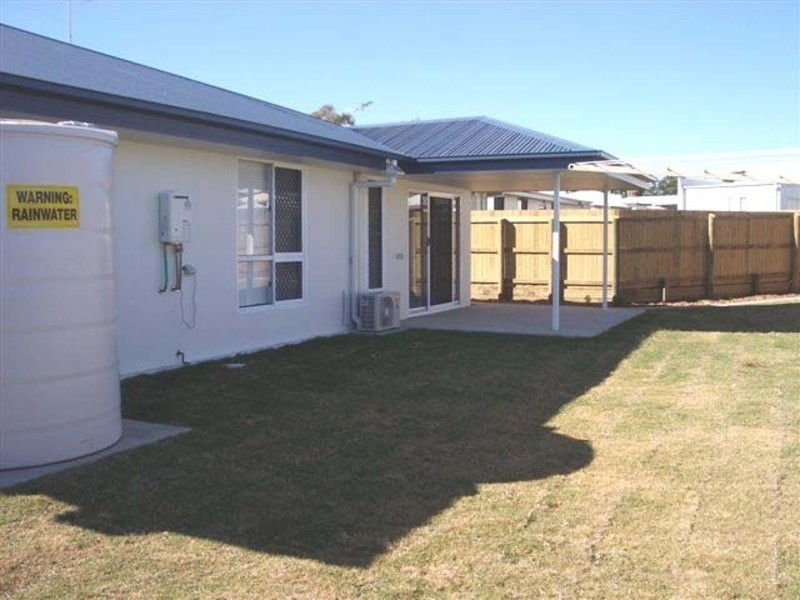 2/3  Stockbridge Crt, Calliope QLD 4680