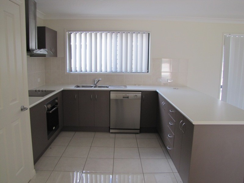 19 Central Avenue, Calliope QLD 4680