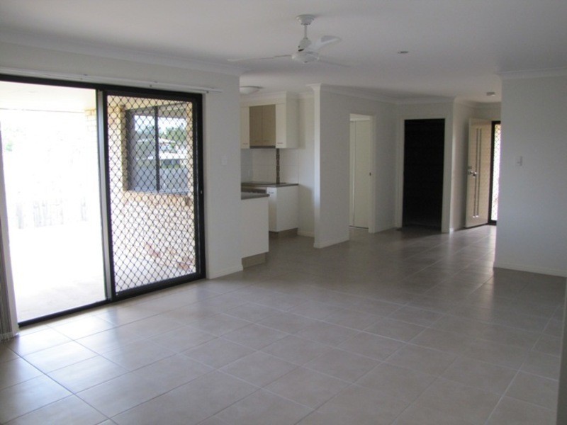 8 Mulligan Crescent, Calliope QLD 4680