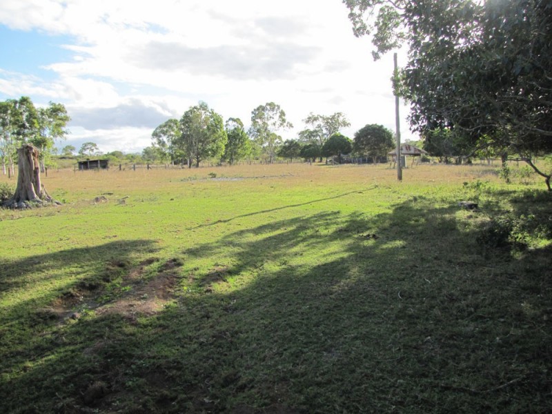 533 Gentle Annie Road, Ambrose QLD 4695