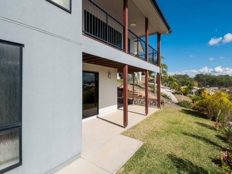 8 Koowin Drive, Kirkwood QLD 4680