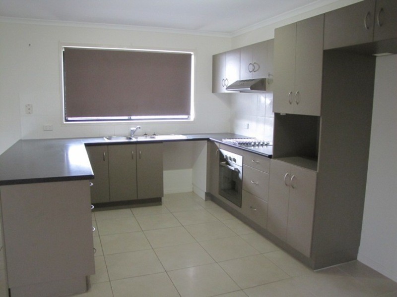 9 Sunpoint Way, Calliope QLD 4680