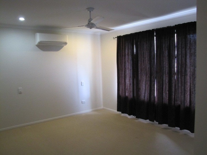 9 Sunpoint Way, Calliope QLD 4680