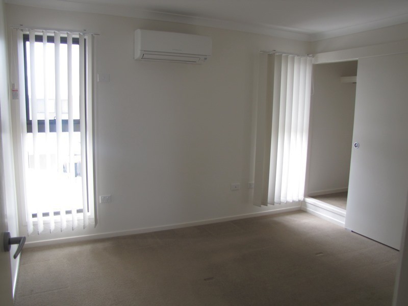 2/9 Morris Avenue, Calliope QLD 4680
