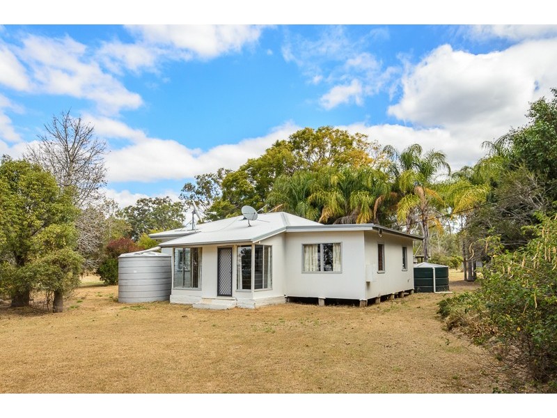 10 Gentle Annie Road, Nagoorin QLD 4680