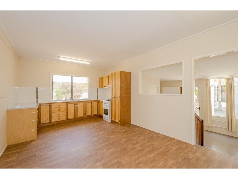 10 Gentle Annie Road, Nagoorin QLD 4680