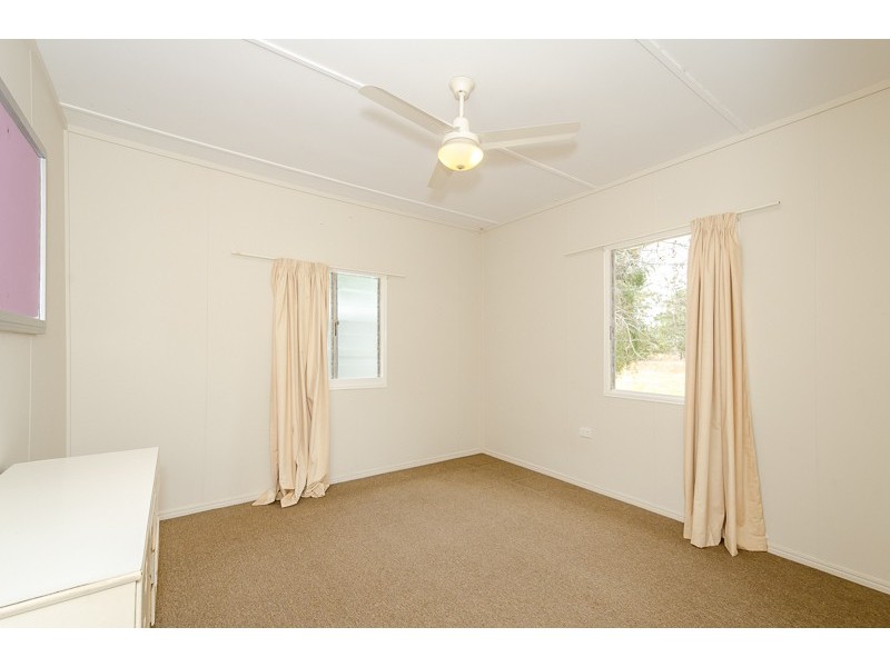10 Gentle Annie Road, Nagoorin QLD 4680
