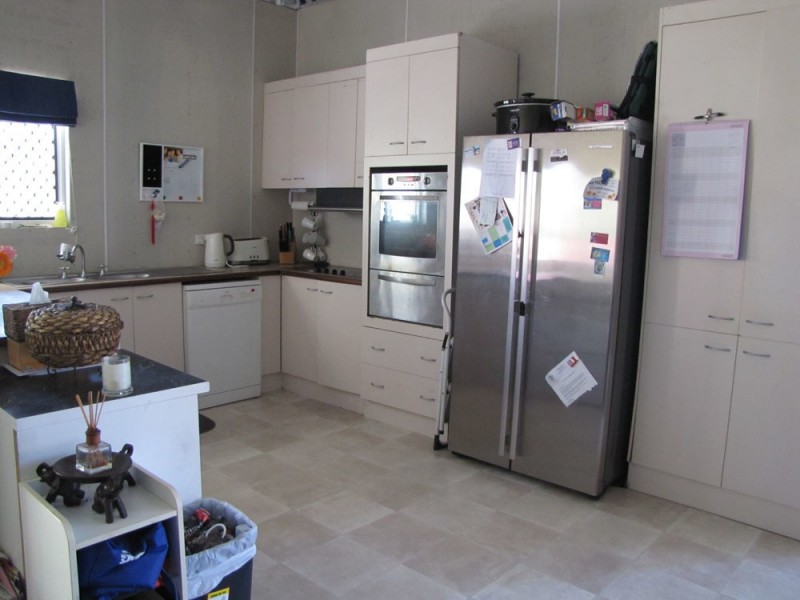 17 Lagoon Rd, Beecher QLD 4680