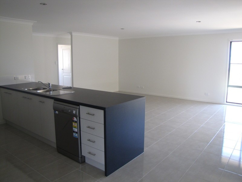 15 Woodward Avenue, Calliope QLD 4680