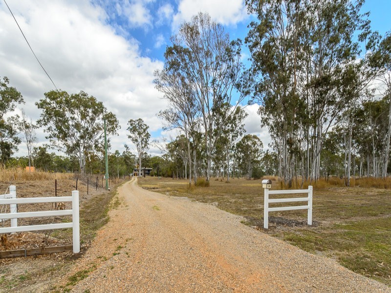 14 Saggitarius Ave, Calliope QLD 4680