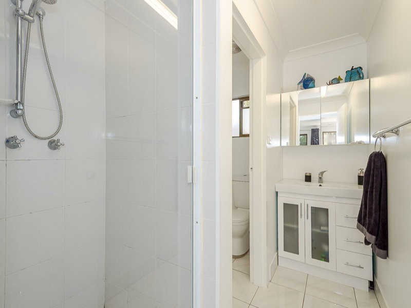 14 Saggitarius Ave, Calliope QLD 4680