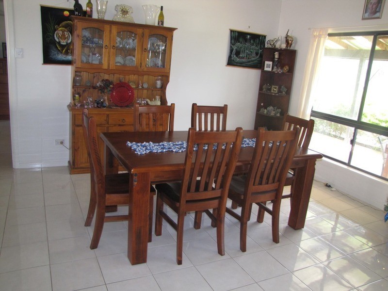 37 Bracewell Road, Mount Larcom QLD 4695