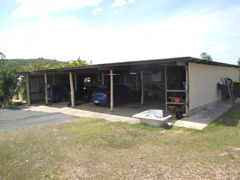 37 Bracewell Road, Mount Larcom QLD 4695