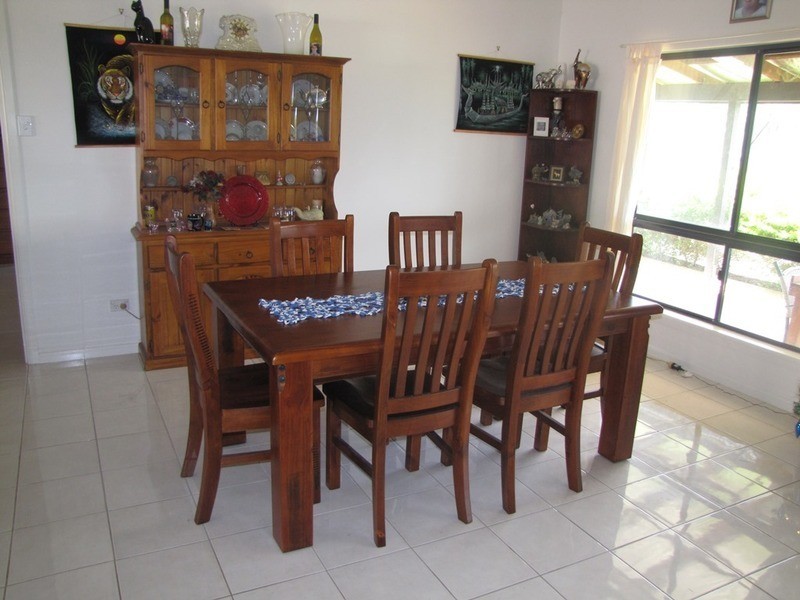 37 Bracewell Road, Mount Larcom QLD 4695