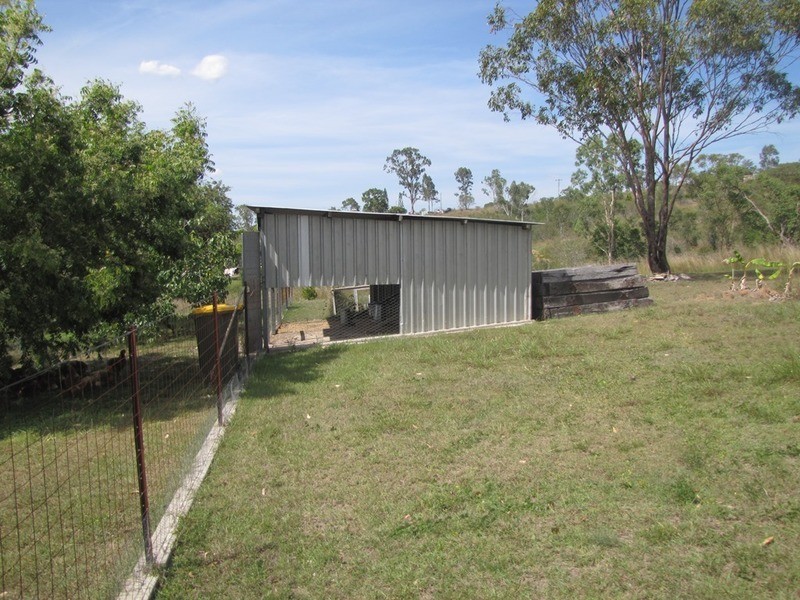 37 Bracewell Road, Mount Larcom QLD 4695