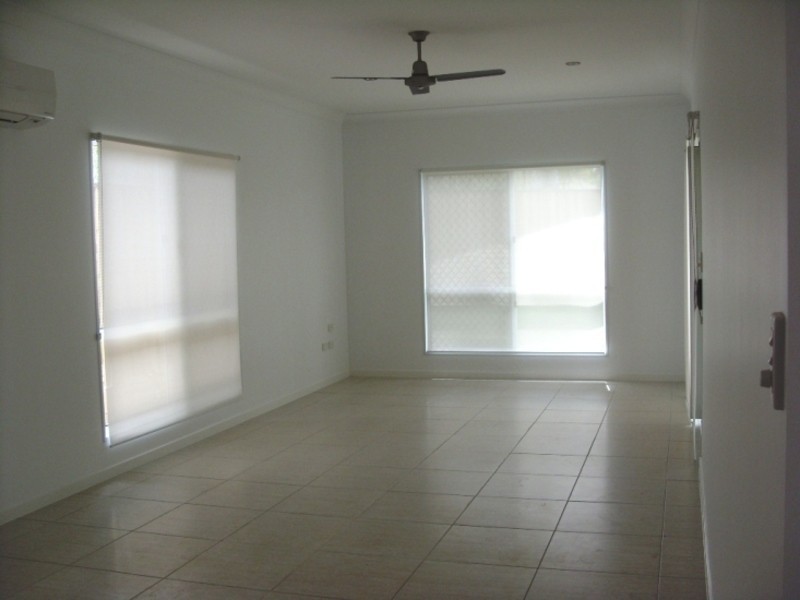 12 Sundowner Road, Clinton QLD 4680