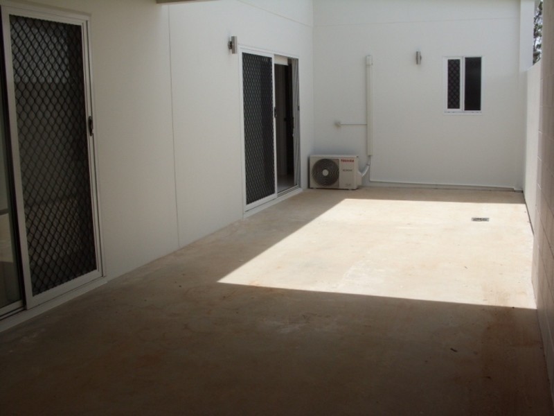 12 Sundowner Road, Clinton QLD 4680