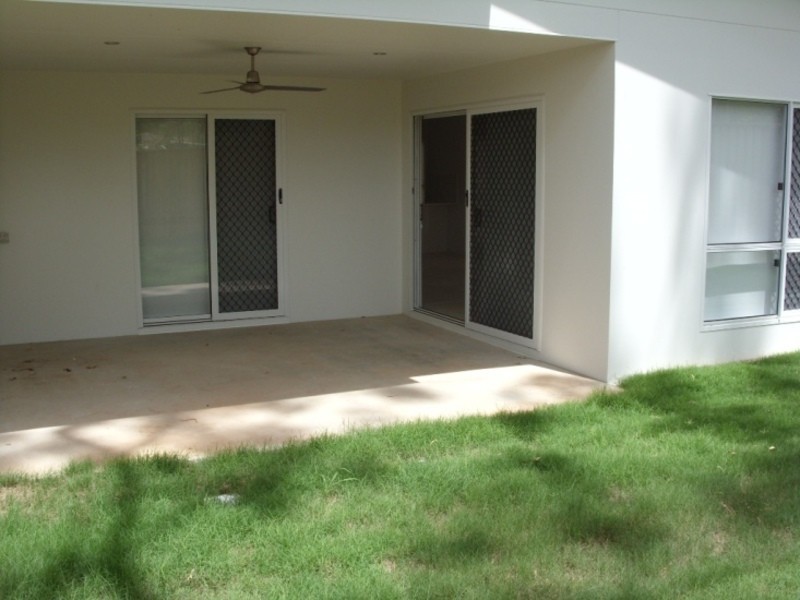 12 Sundowner Road, Clinton QLD 4680