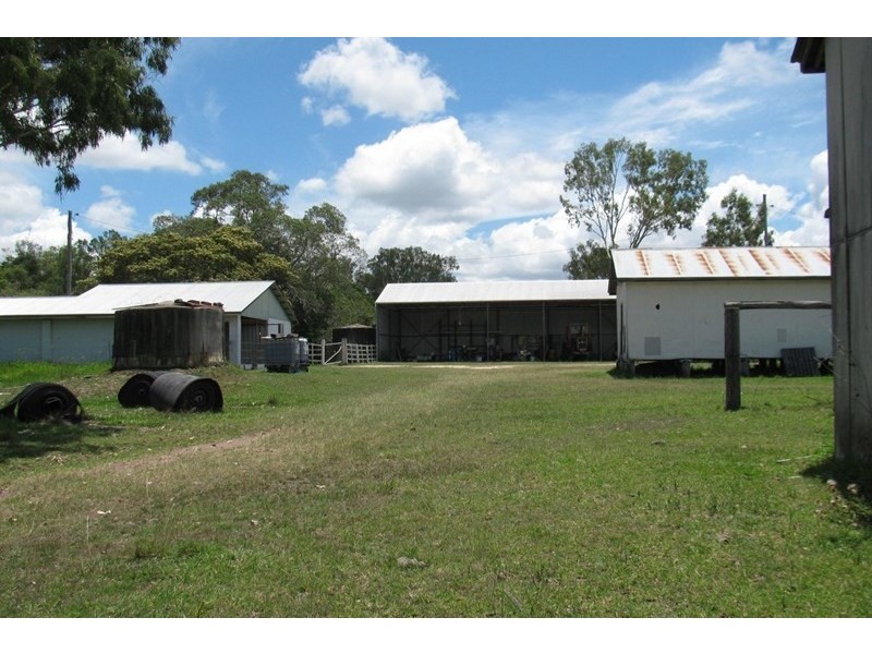 381 Woodside Road, Bororen QLD 4678