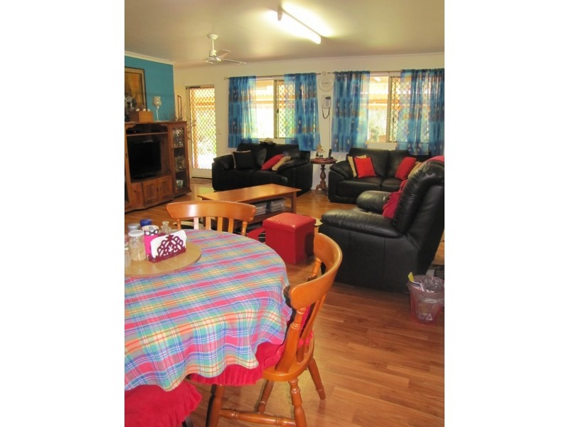 50076 Bruce Highway, Calliope QLD 4680