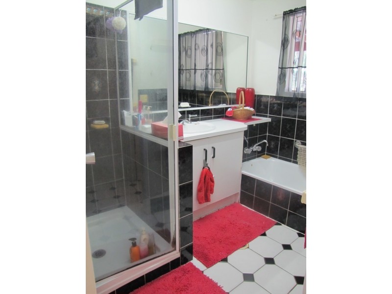 50076 Bruce Highway, Calliope QLD 4680